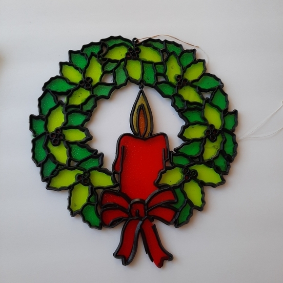 2 Vintage Crystalline acrylic faux stained glass hanging Christmas wreat… - Picture 7 of 9